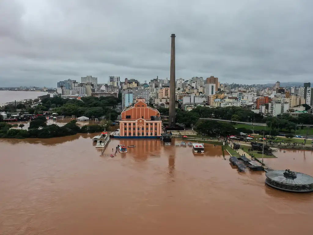 Enchentes em Porto Alegre usina do gasômetro maio 2024